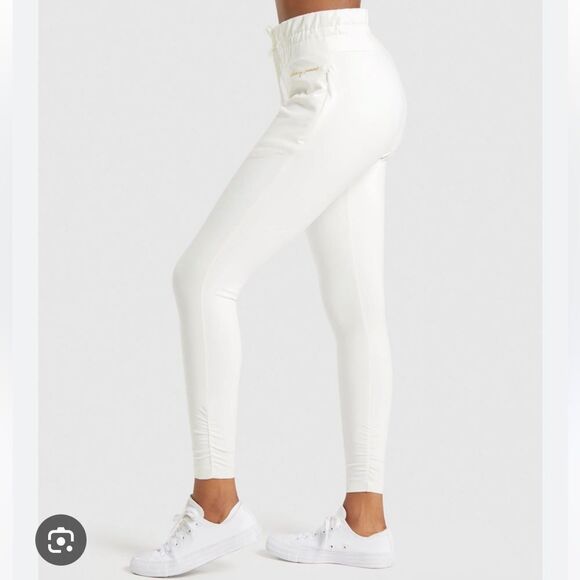Gymshark X Whitney Simmons High Waist Fitted Jogger size XS Unbleached White NWT - Picture 3 of 10